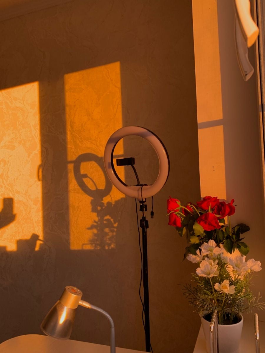 Selfie Starlet Max Ring Light with Phone Holder